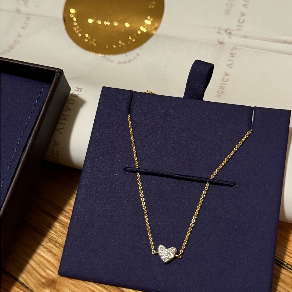 Monica Vinader - Lab Grown Diamond Heart Chain Bracelet - Picture 4 of 5